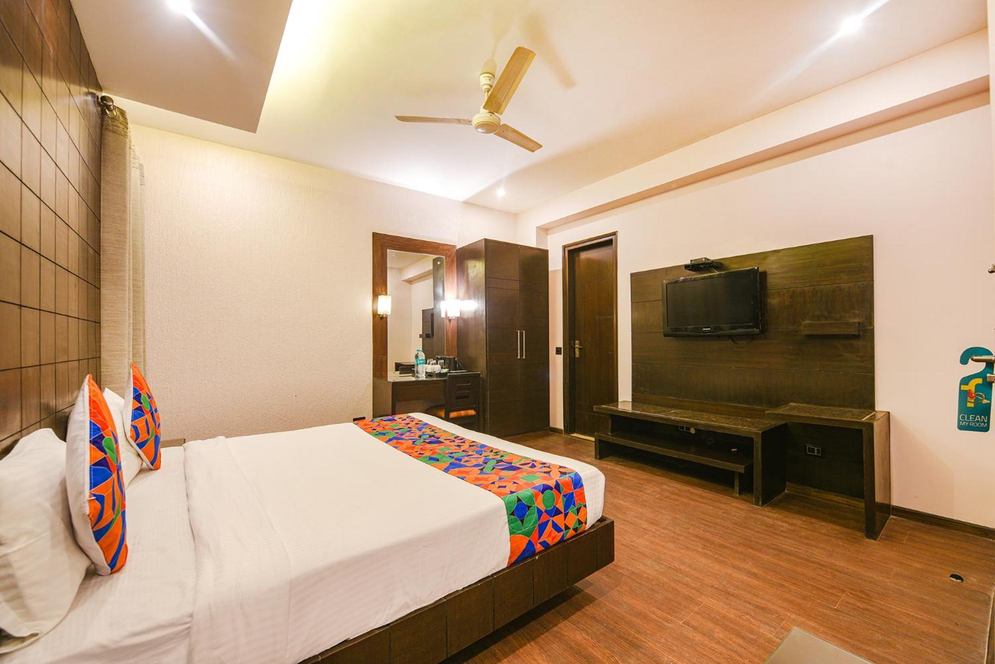 Fabhotel Aashraye Нью-Дели Экстерьер фото
