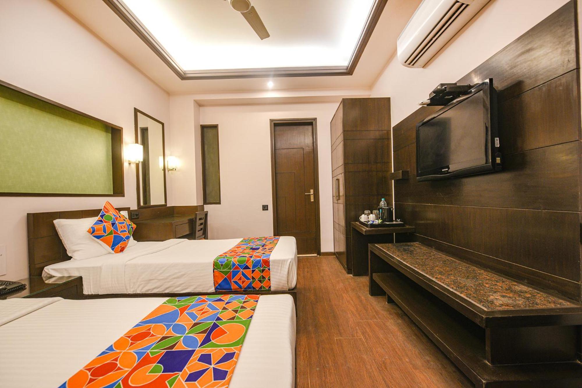 Fabhotel Aashraye Нью-Дели Экстерьер фото