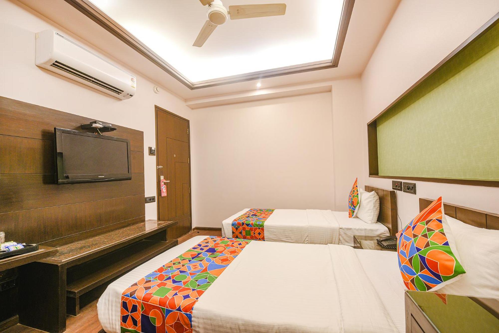 Fabhotel Aashraye Нью-Дели Экстерьер фото