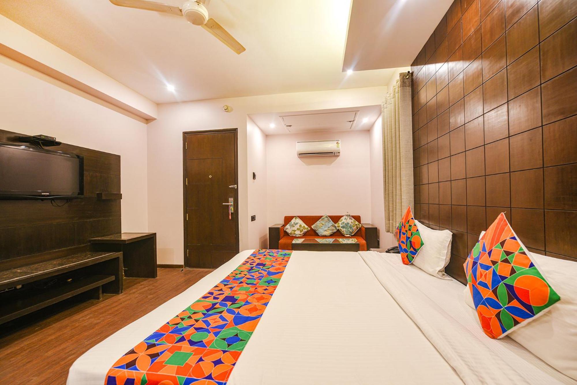 Fabhotel Aashraye Нью-Дели Экстерьер фото