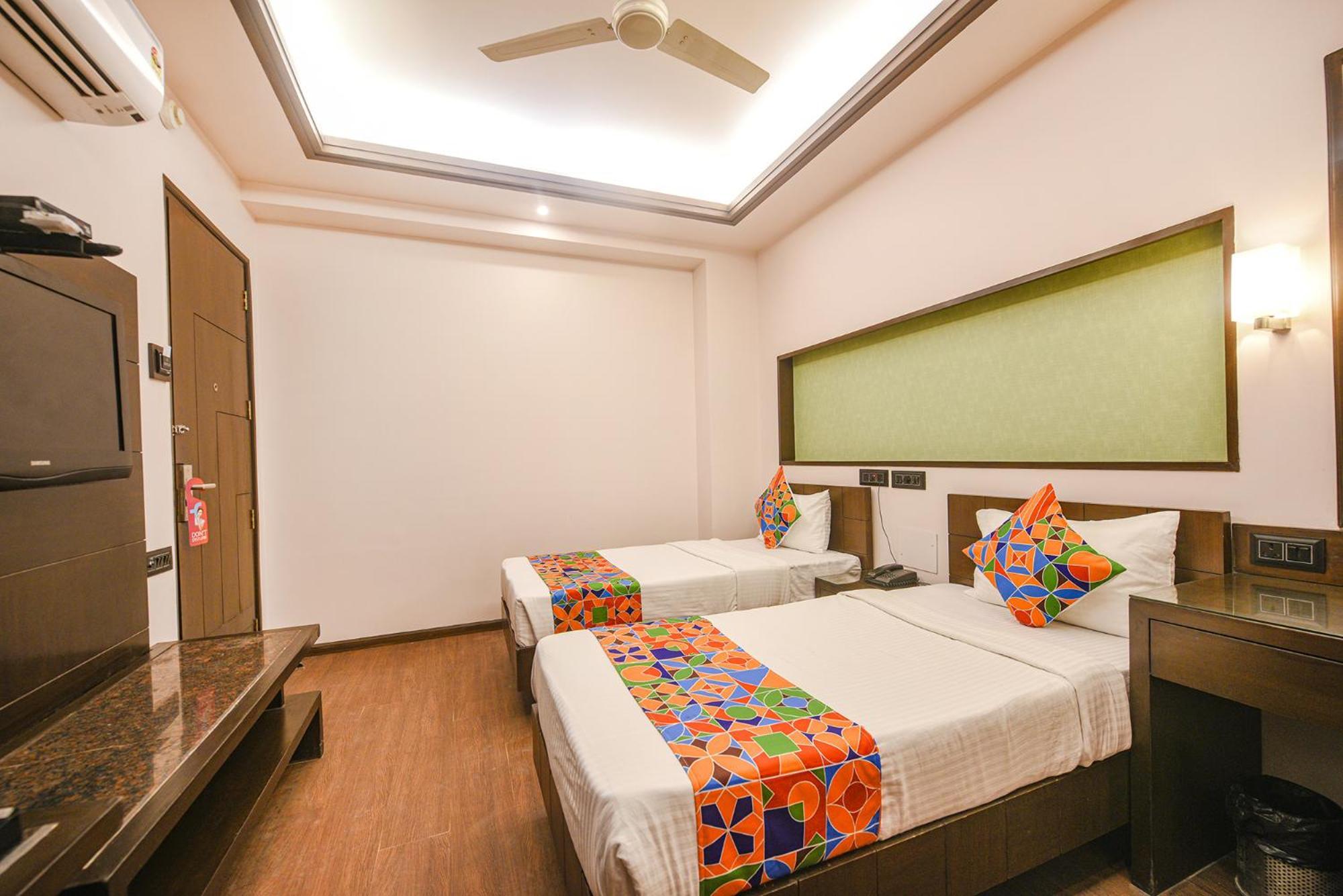 Fabhotel Aashraye Нью-Дели Экстерьер фото